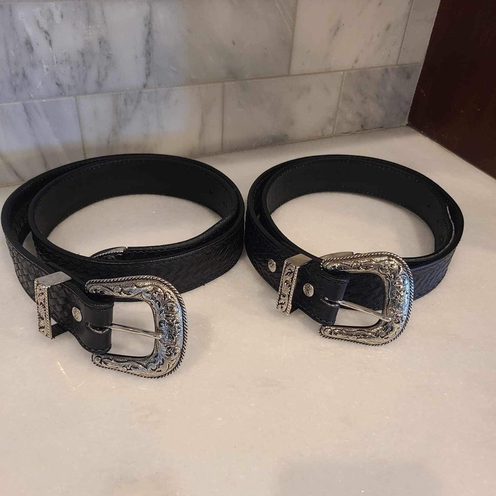 The Wayne Amish Made Leather Belt - Set of 2